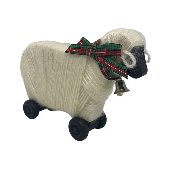 Primitive Wooly Lamb Sheep Holiday Figurine on Wheels Wood Body Bell Bow Vintage - Picture 10 of 15